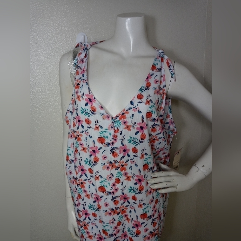 St John Multi Floral Women V Neck‎ Top Size XL